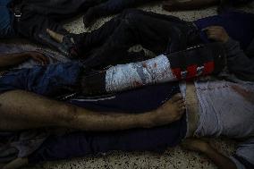 Israeli Strike On Crowded Restaurant Kills 33 And Injures Dozens - Gaza
