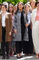 Queen Letizia Visits Cuesta de Moyano Book Fair - Madrid