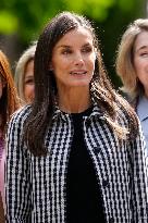 Queen Letizia Visits Cuesta de Moyano Book Fair - Madrid