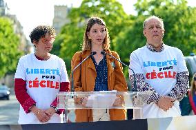 Rally In Support Cecile Kohler And Jacques Paris - Paris