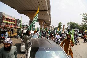 Rawalpindi Rally Backs Pakistan Military - Pakistan