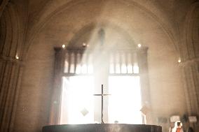 Mass for Pope Leon XIV at the Notre-Dame de Paris