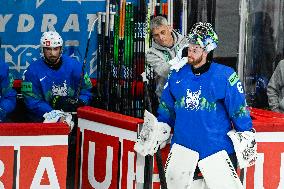 ICE HOCKEY WC SLOVENIA-CANADA