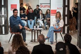 Yolanda Díaz Engages Citizens on Workday Reduction - Madrid