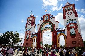 Seville April Fair Friday Atmosphere 2025 - Spain