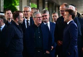 Le président français Emmanuel Macron, le Premier ministre britannique Keir Starmer et le chancelier allemand Friedrich Merz arr