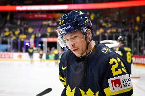 ICE HOCKEY WC SWEDEN-AUSTRIA