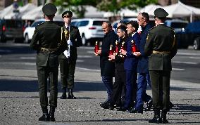 Commémoration des victimes de la guerre sur la place Maïdan à Kiev