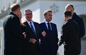 Commémoration des victimes de la guerre sur la place Maïdan à Kiev