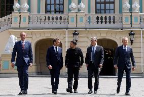 Merz Macron Starmer and Tusk in Kiev for Ukraine Ceasefire Talk