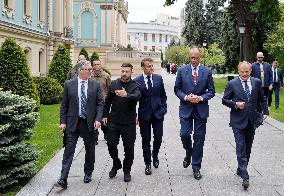Merz Macron Starmer and Tusk in Kiev for Ukraine Ceasefire Talk