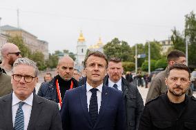 Merz Macron Starmer and Tusk in Kiev for Ukraine Ceasefire Talk