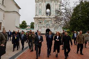 Merz Macron Starmer and Tusk in Kiev for Ukraine Ceasefire Talk