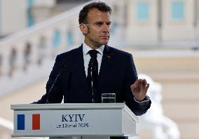 Merz Macron Starmer and Tusk in Kiev for Ukraine Ceasefire Talk