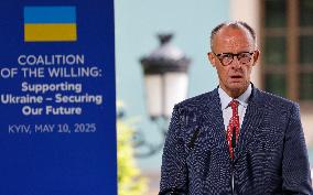 Merz Macron Starmer and Tusk in Kiev for Ukraine Ceasefire Talk