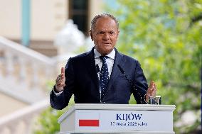 Merz Macron Starmer and Tusk in Kiev for Ukraine Ceasefire Talk