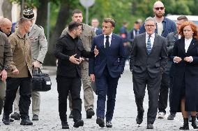 Merz Macron Starmer and Tusk in Kiev for Ukraine Ceasefire Talk