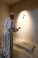 Pope Leo XIV Prays Before The Tomb of Pope Francis - Rome