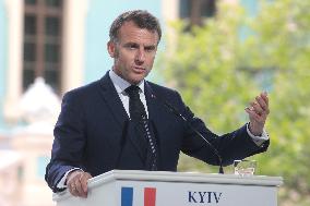 Joint news conference of Ukrainian President and Coalition of Willing leaders in Kyiv