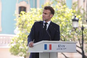 Joint news conference of Ukrainian President and Coalition of Willing leaders in Kyiv