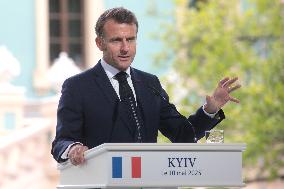 Joint news conference of Ukrainian President and Coalition of Willing leaders in Kyiv
