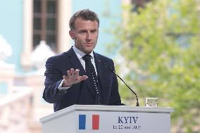 Joint news conference of Ukrainian President and Coalition of Willing leaders in Kyiv