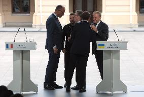Joint news conference of Ukrainian President and Coalition of Willing leaders in Kyiv