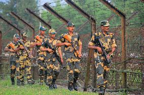 India Bangladesh Border Patrols Intensify - India