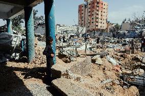 Daily Battle in Gaza