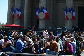 Anti-Fascist Village Opposes Far Right Demonstration - Paris