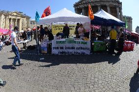Anti-Fascist Village Opposes Far Right Demonstration - Paris
