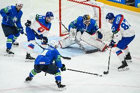 ICE HOCKEY WC SLOVAKIA-SLOVENIA