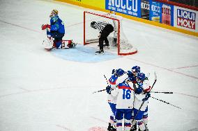 ICE HOCKEY WC SLOVAKIA-SLOVENIA