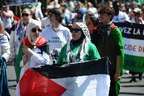 Demonstration for Gaza in Paris