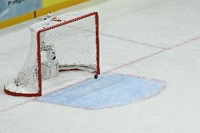 ICE HOCKEY WC SLOVAKIA-SLOVENIA