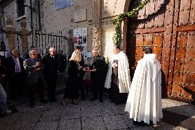 Public Veneration of Saint Teresa in Alba de Tormes - Spain