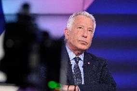Philippe Ballard On Dimanche En Politique - Paris
