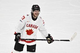 ICE HOCKEY WC LATVIA-CANADA