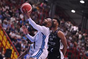 BASKET - Serie A - Napolibasket vs Dolomiti Energia Trentino