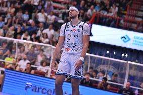 BASKET - Serie A - Napolibasket vs Dolomiti Energia Trentino