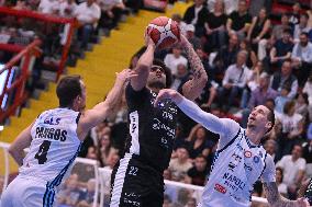 BASKET - Serie A - Napolibasket vs Dolomiti Energia Trentino