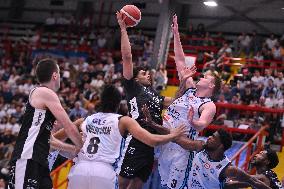 BASKET - Serie A - Napolibasket vs Dolomiti Energia Trentino