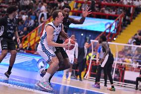 BASKET - Serie A - Napolibasket vs Dolomiti Energia Trentino