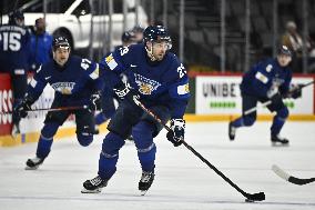 ICE HOCKEY WC FINLAND-FRANCE