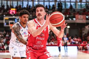 BASKET - Serie A - Unahotels Reggio Emilia vs Estra Pistoia