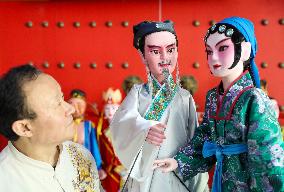 Millennium Puppet Art