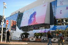 Cannes - Illustration On The Croisette