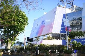 Cannes - Illustration On The Croisette