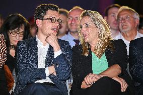 Bruno Retailleau At End-Of-Campaign Meeting - Boulogne-Billancourt