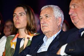Bruno Retailleau At End-Of-Campaign Meeting - Boulogne-Billancourt